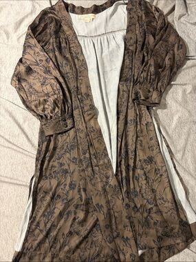 Saltwater LUXE trench